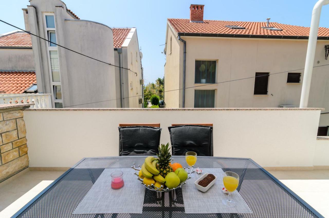 Apartment Petra Zadar Exterior foto
